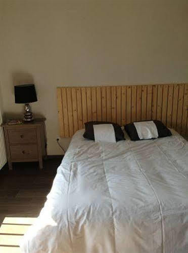 The Resid For Calixte Hotel Perouges Exterior photo